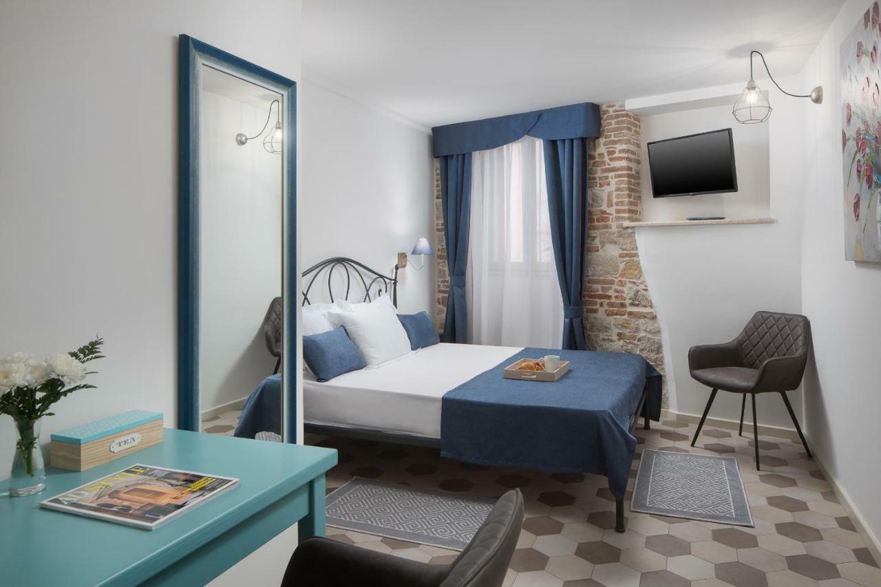 Noemi'S Rooms Ровинь Экстерьер фото